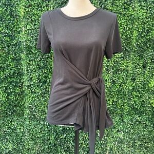 Elegant Black Knot-Front T-Shirt Short Sleeves